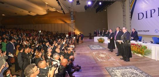 Eleitos no Maranhão em 2018 são diplomados em sessão solene