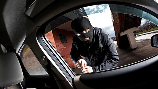 Quem tem o carro roubado pode pedir devolução do IPVA; saiba como
