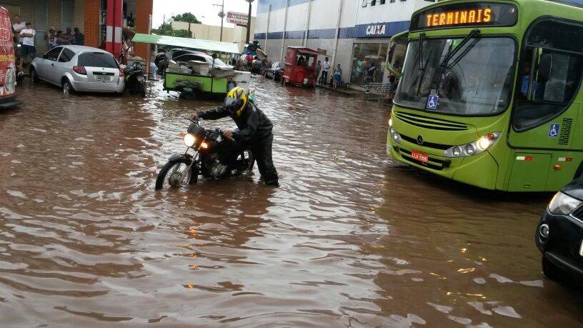 Meteorologistas preveem fortes chuvas em São Luís nos próximos dias