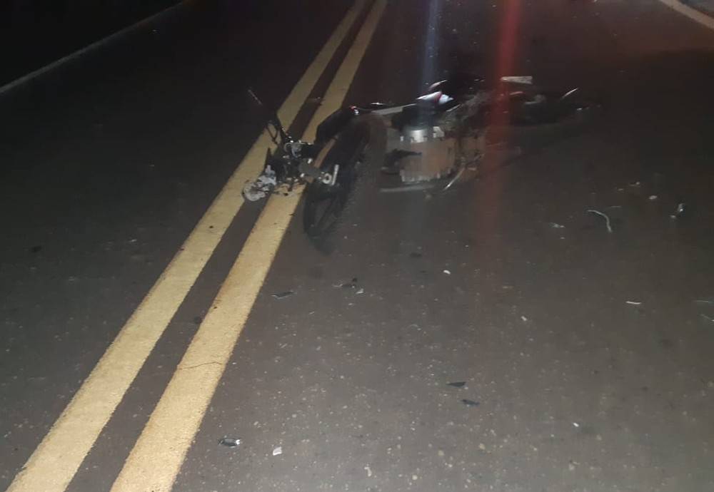Colisão frontal entre moto e carro mata dois jovens na BR-010, no Maranhão