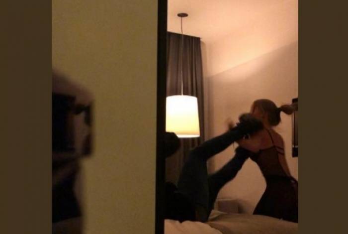 Imagem da briga entre Neymar e mulher em Paris é divulgada