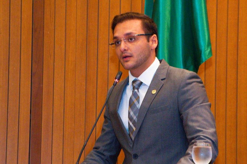 Deputado Felipe dos Pneus fala dos trabalhos da Comissão de Obras em busca de melhoria para as estradas no MA