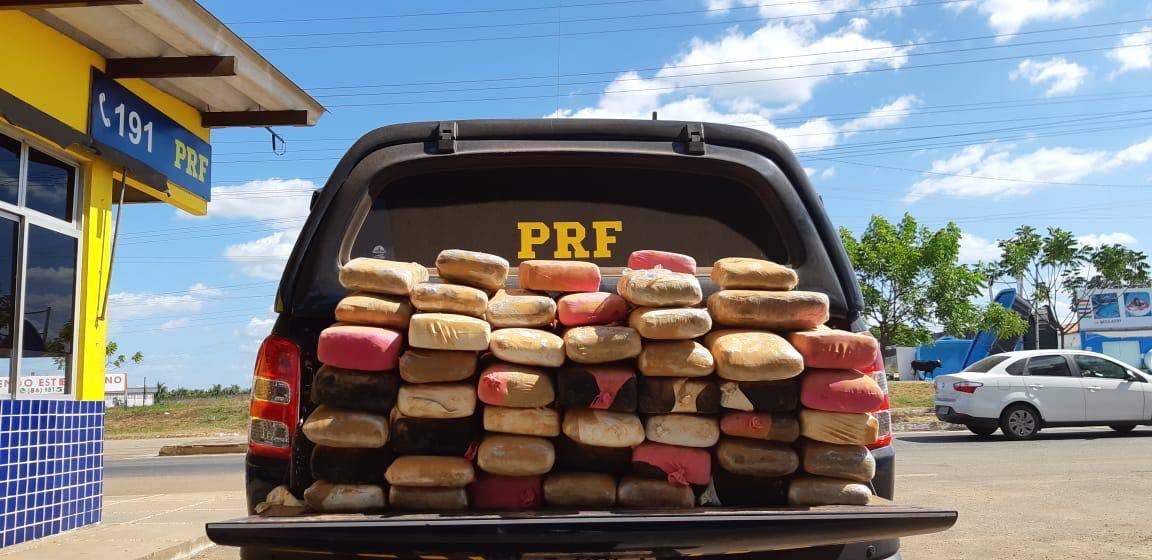 Motorista é preso com 100 kg de maconha em veículo no Maranhão