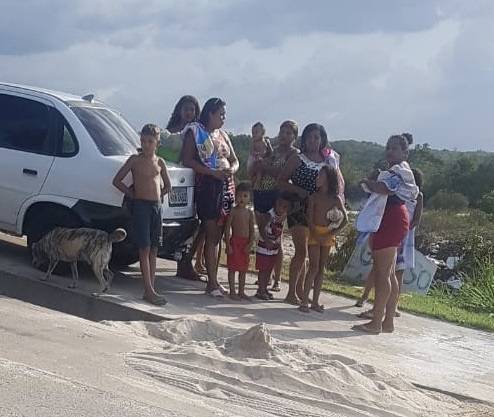PRF flagra veículo com 13 ocupantes na BR-402 no Maranhão