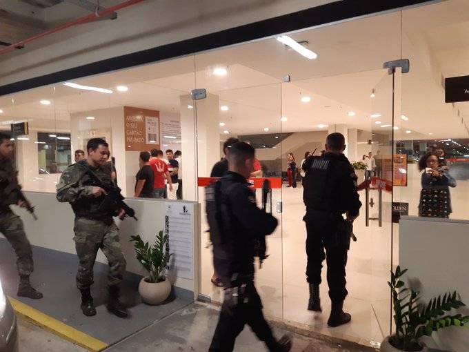 Bandidos fazem reféns em cinema durante assalto a Shopping em São Luís