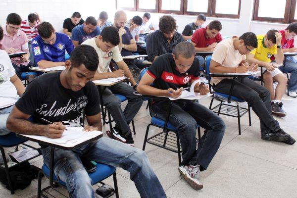 Prefeitura maranhense abre inscrições para concurso com salários de até R$ 5 mil
