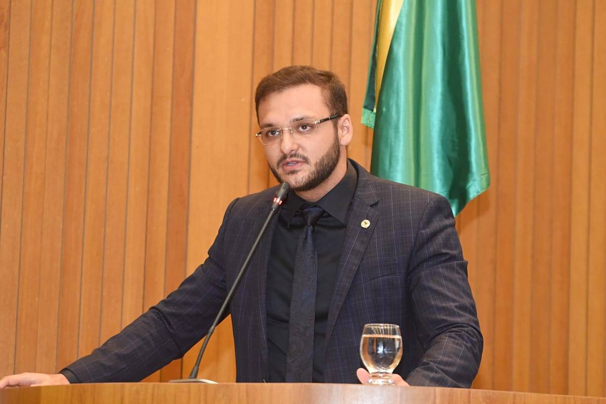 Deputado Felipe dos Pneus lamenta morte de PM em Santa Inês e alerta para aumento de depressão entre profissionais de Segurança do MA