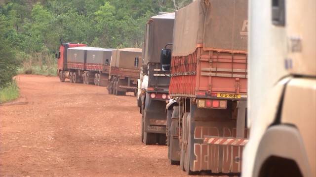 Agricultores recuperam MA-140 por conta própria para escoamento de safra de grãos