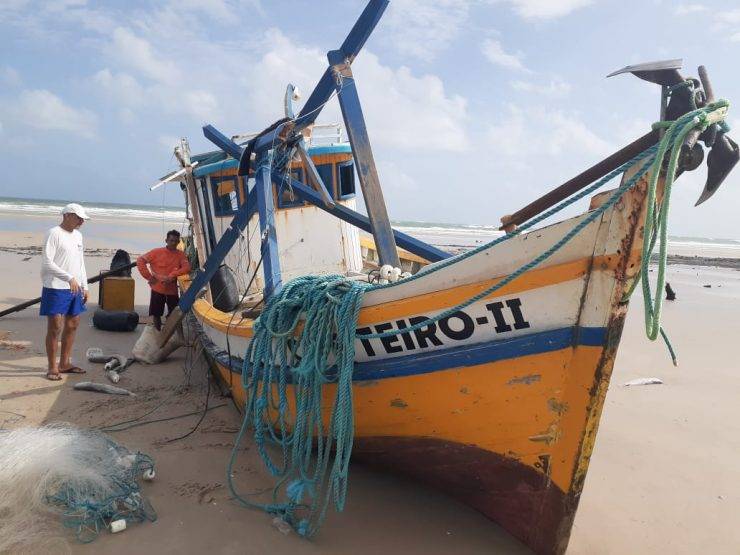 Embarcação naufraga e deixa um morto na cidade de Cururupu no MA
