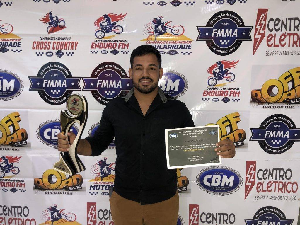 Estreitense é campeão de Enduro Fim e recebe premiação na capital