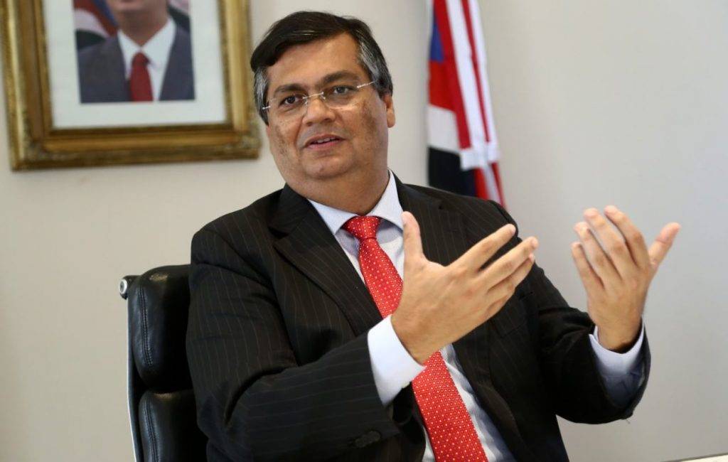 Flávio Dino oferece ajuda a Bolsonaro para recuperar rodovias federais no MA