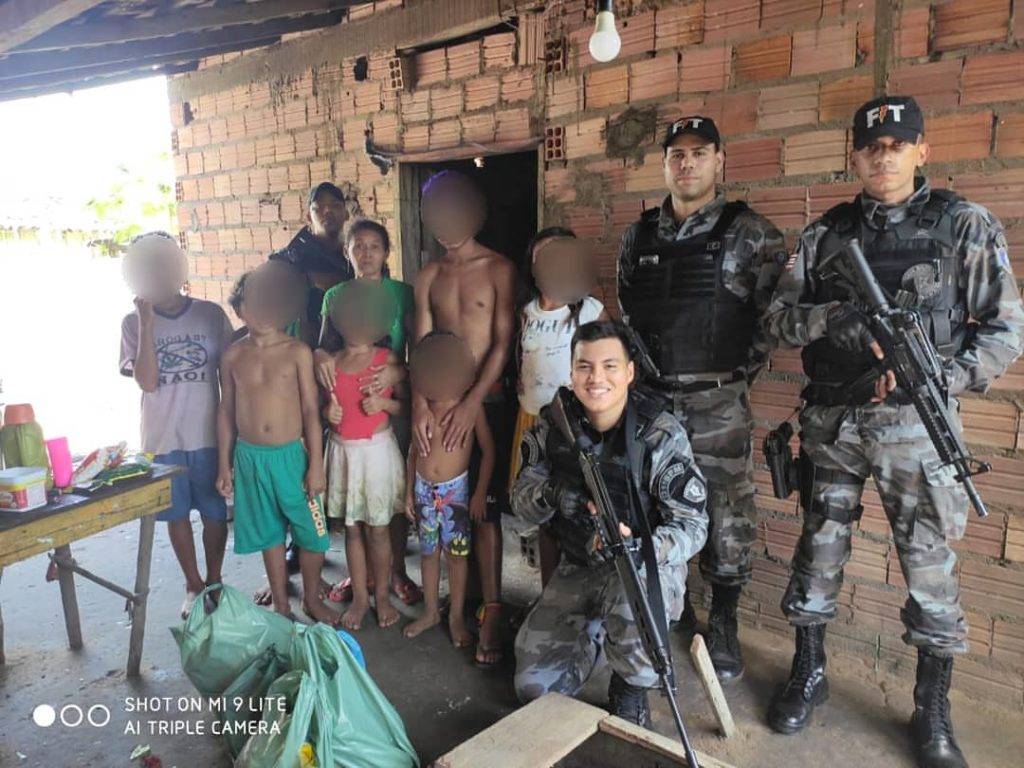PMs alimentam família de jovem que iria roubar para não passar fome no MA
