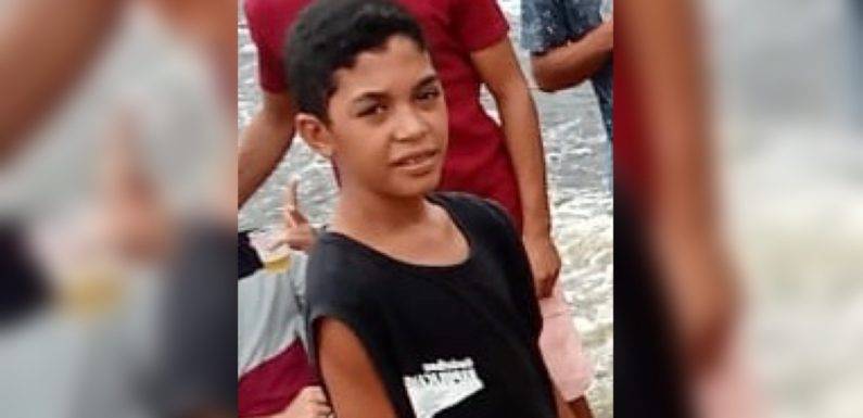 Adolescente de 14 anos é degolado com foice enquanto dormia no Maranhão