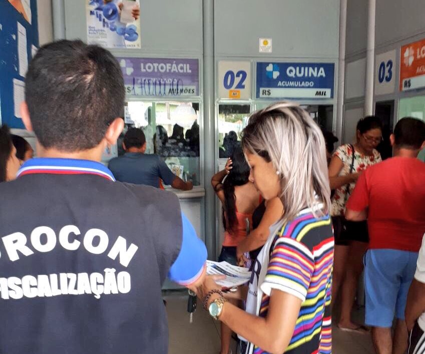 Procon-MA autua lotérica suspeita de cobrar taxa para saque de auxílio emergencial