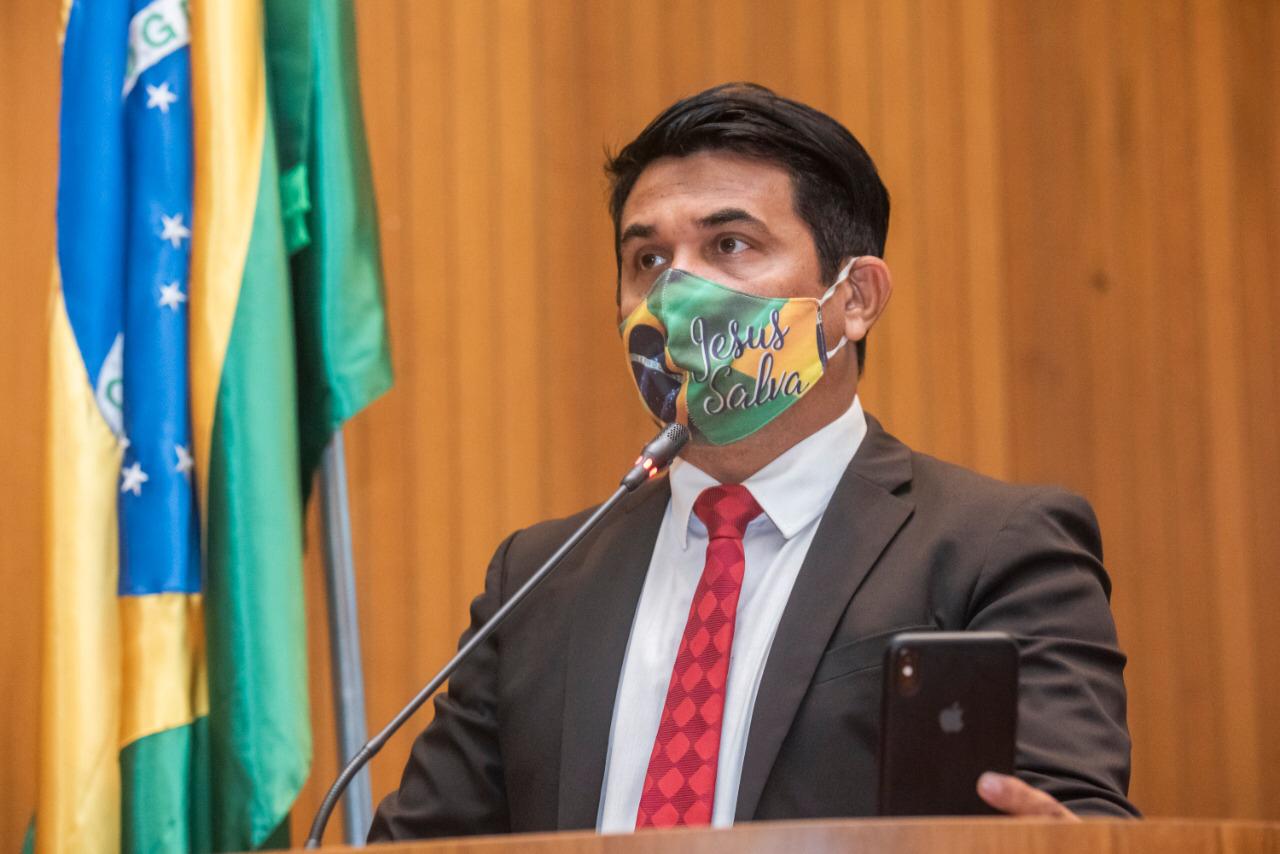 “Braide não seria covarde ao ponto de aceitar que me tirem da disputa no tapetão”, diz Wellington do Curso sobre eleições em São Luís