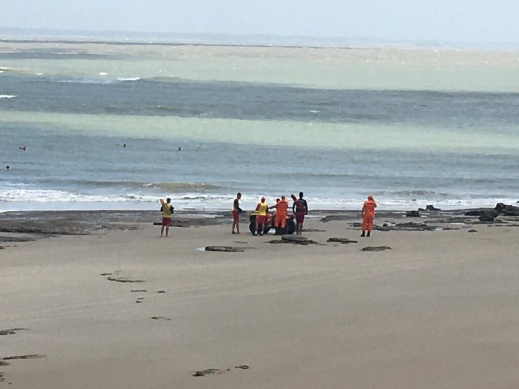 Jovem morre afogado na praia da Ponta D’ areia em São Luís