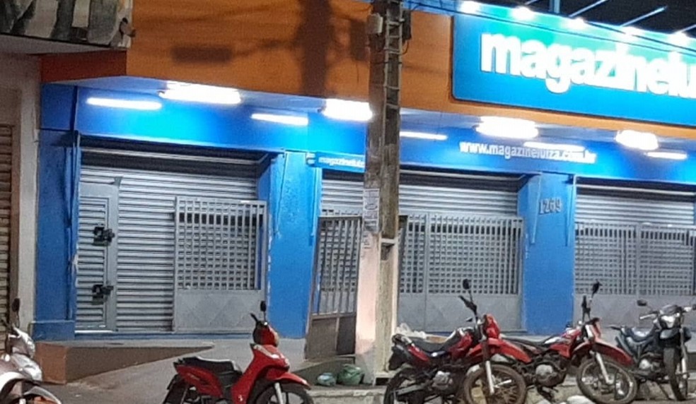 Assaltantes roubam cerca de 300 celulares na Magazine Luíza em Imperatriz