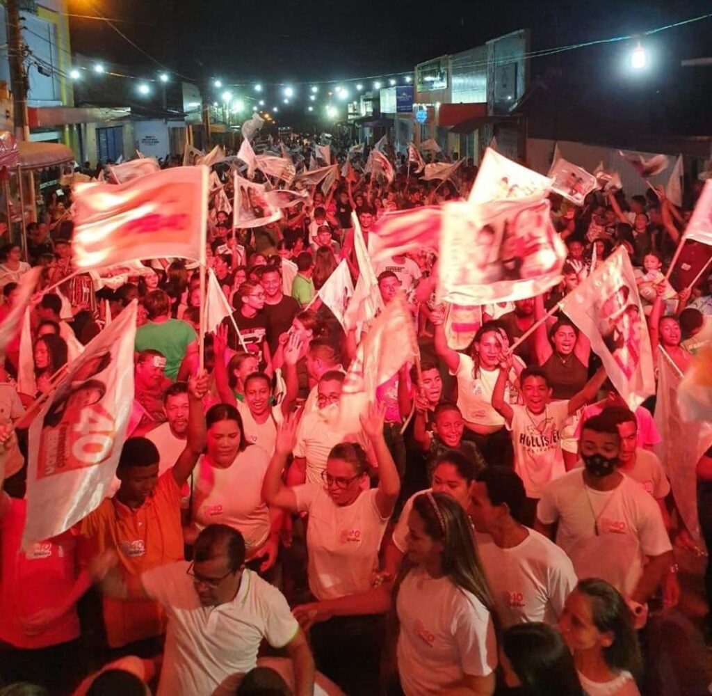 Fernando Bermuda reúne multidão durante ato político em Campestre