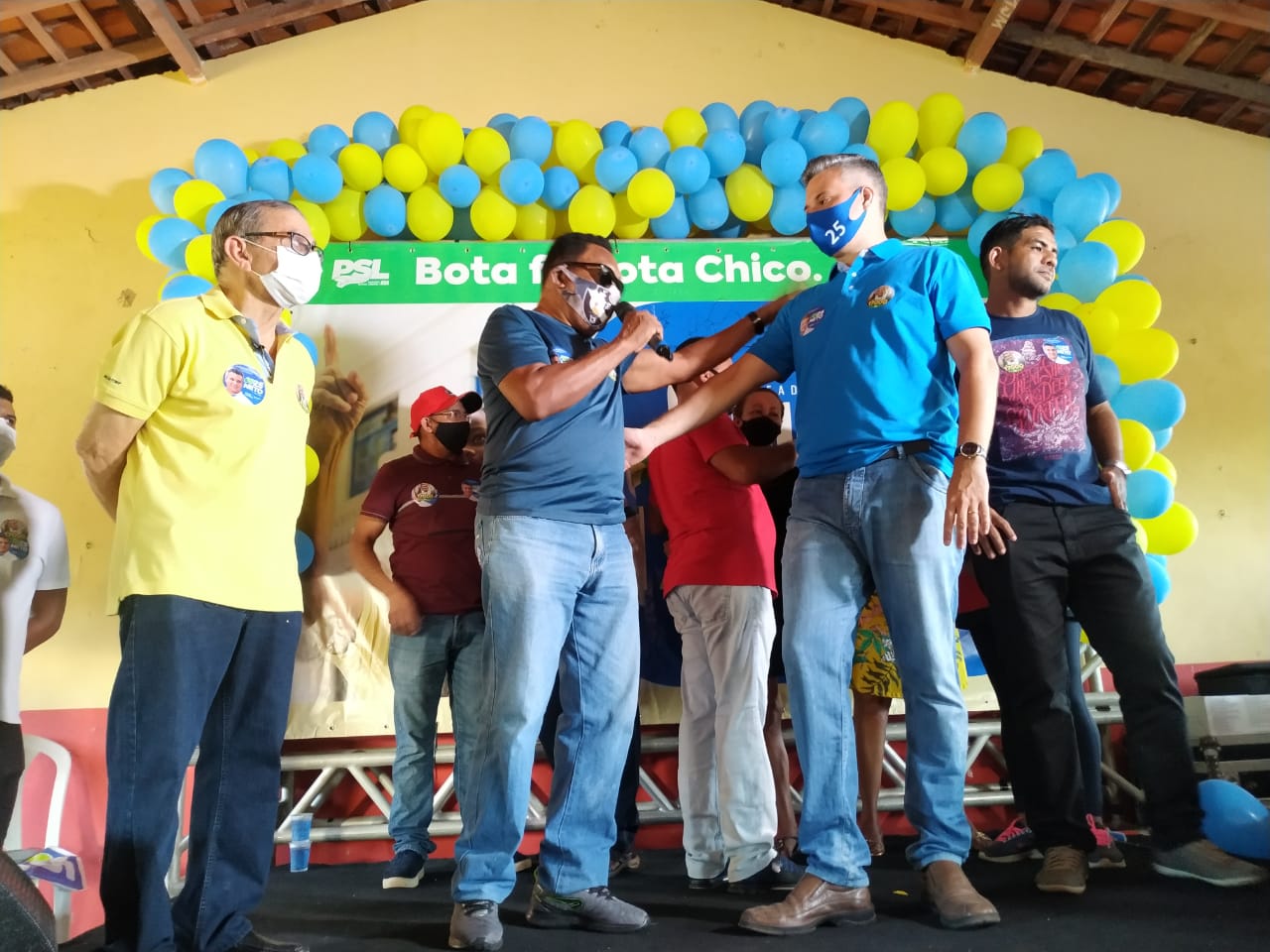 Pesquisa aponta Neto Evangelista em segundo lugar, após apoio de Chico Carvalho na zona rural