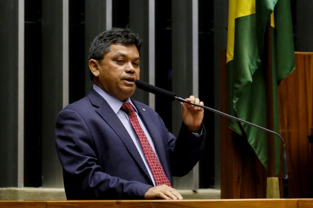 Márcio Jerry pede ampliação de recursos para saúde; PLOA deve ser votado nos próximos dias