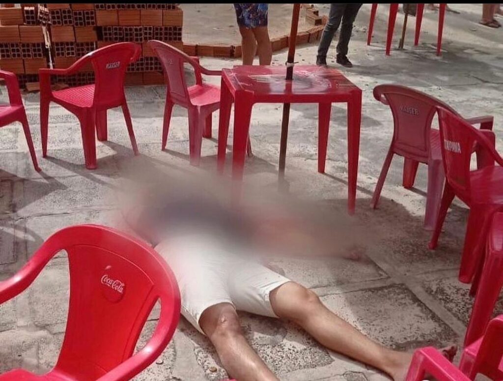 Homem é morto a tiros em bar na Avenida Litorânea, em São Luís