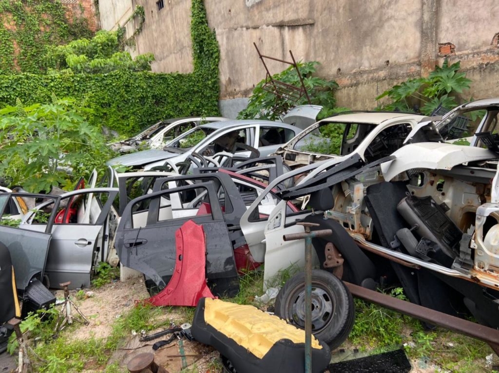 Polícia desarticula grupo criminoso por desmanches de carros roubados em São Luís