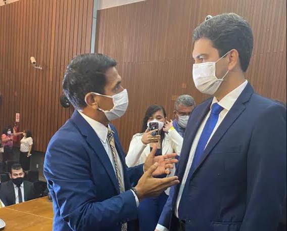 Deputado Wellington parabeniza Prefeitura de São Luís por convocação de professores aprovados no último concurso