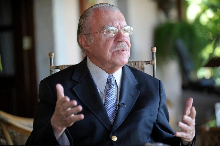 Vacinas da Covid-19 aplicadas em Sarney não funciona e ex-presidente não consegue ser imunizado
