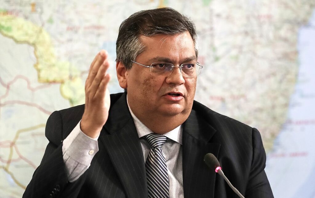 Para evitar depoimento na CPI da Covid-19, Flávio Dino e outros 17 governadores decidem recorrer ao STF