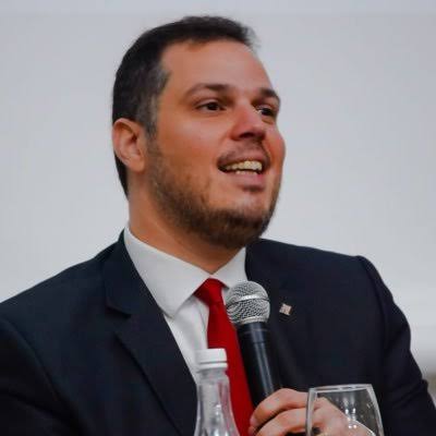 Rodrigo Lago testa positivo para Covid-19