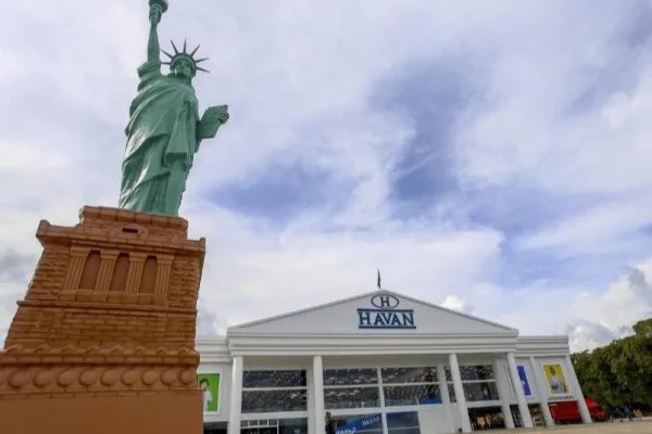 Movimento quer ir à Justiça contra estátua da Havan em São Luís