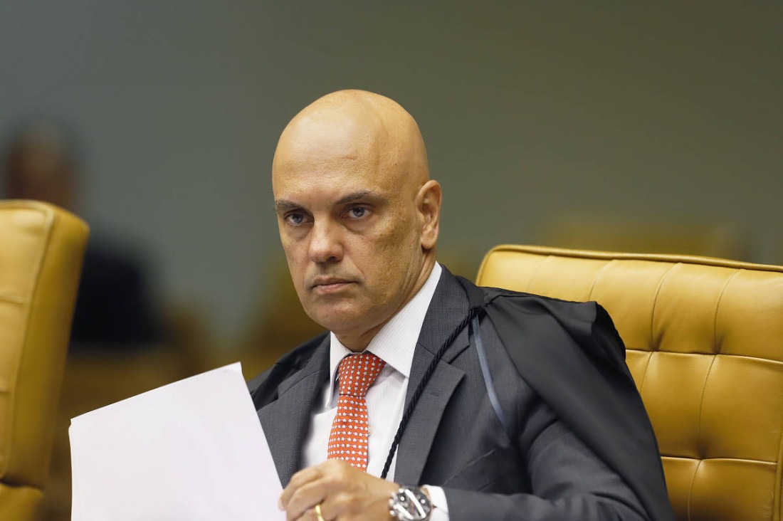 Ministro Alexandre de Moraes diz que vai prender quem fizer disparos de mensagens em massa em 2022