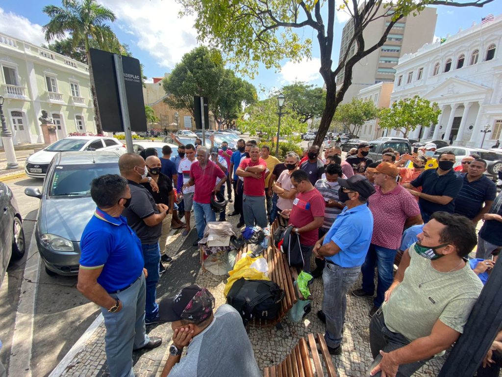 Reunião termina sem acordo, greve dos rodoviários está mantida na Grande São Luís