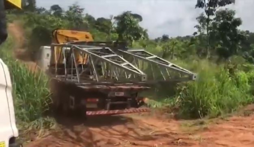 Após conserto de torre de energia, indígenas derrubam mais uma no Maranhão