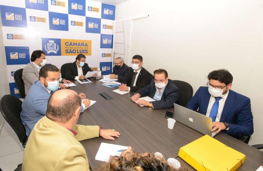 Reunião da CPI do Transporte Público é adiada após falha no sistema de energia da Câmara de São Luís