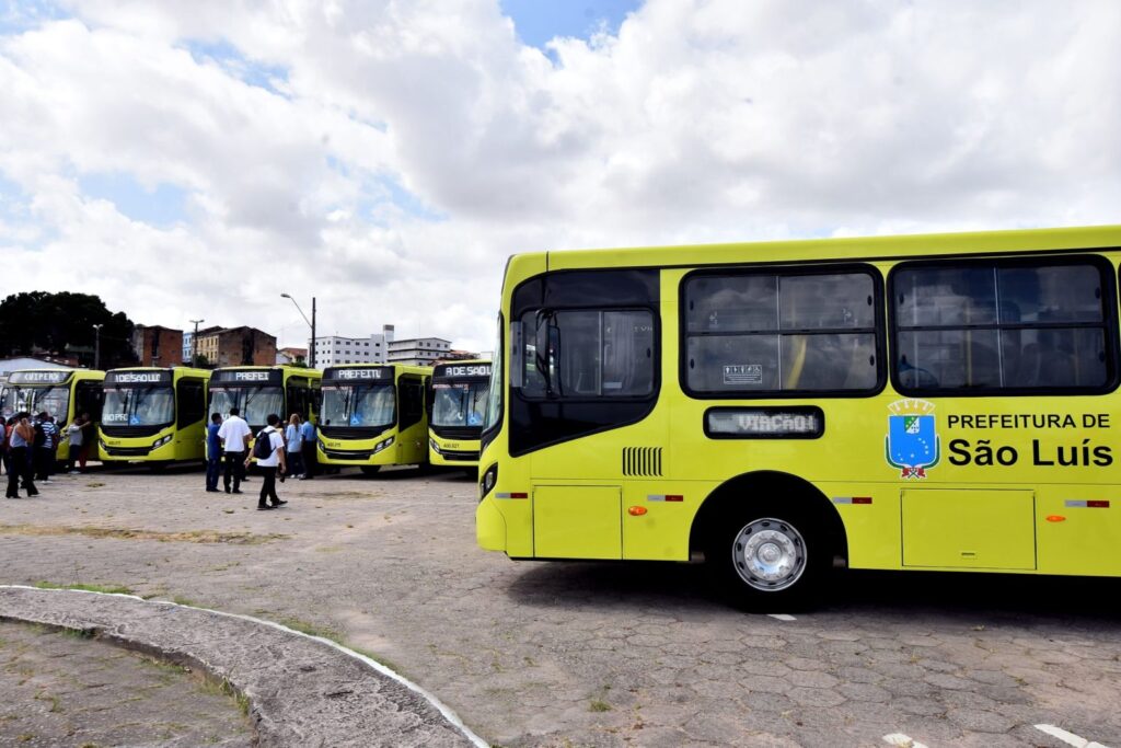 Homens armados invadem empresa de ônibus e roubam R$ 40 mil em São Luís