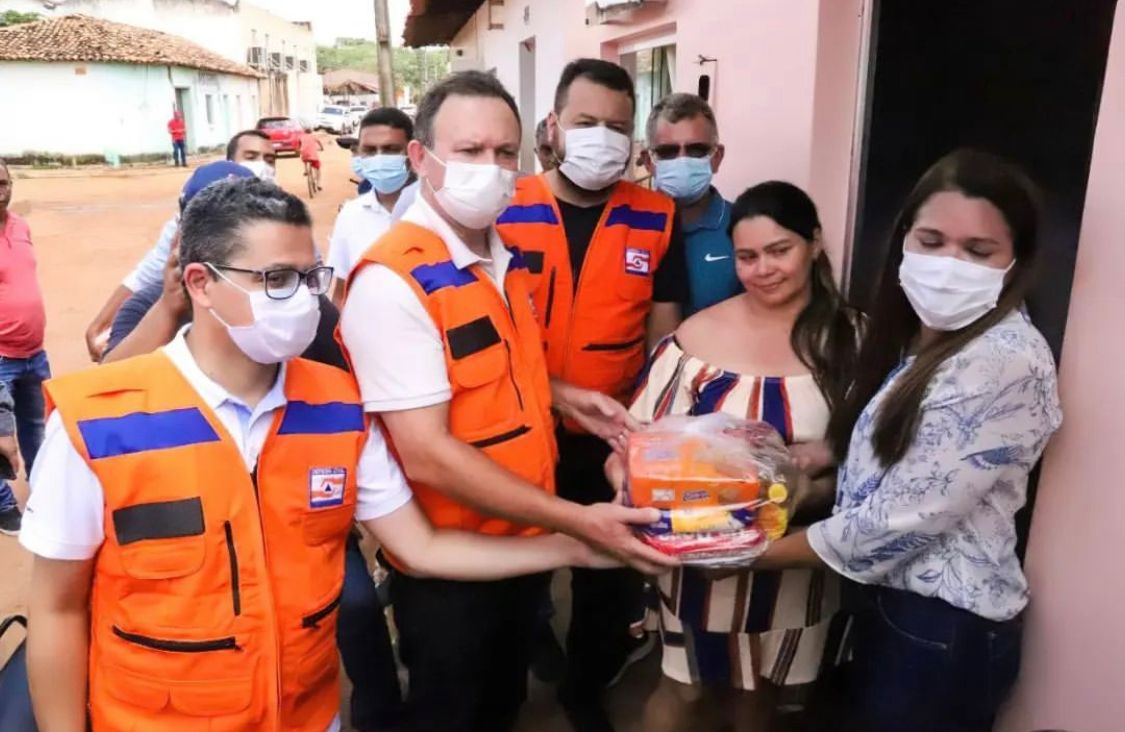 Após férias nos EUA, Carlos Brandão visita cidades atingidas por enchentes no MA
