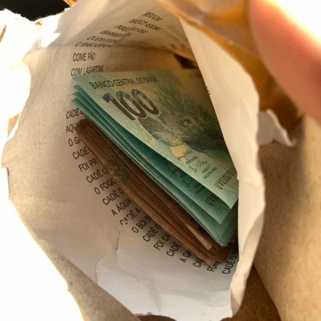 PF prende mulher suspeita de receber R$ 8 mil em notas falsas pelos Correios no Maranhão