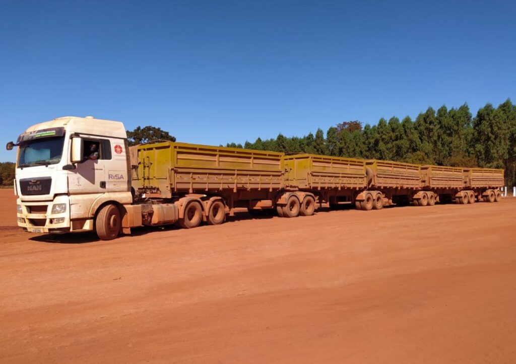Risa começa a utilizar caminhões pentatrem em suas operações no Maranhão