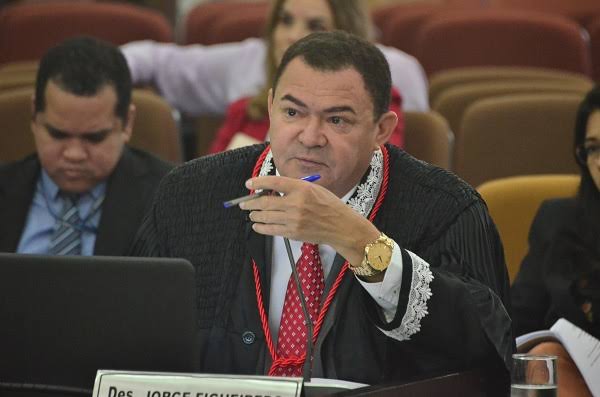 Desembargador nega liminar e Honaiser continua no comando da CCJ da Assembleia