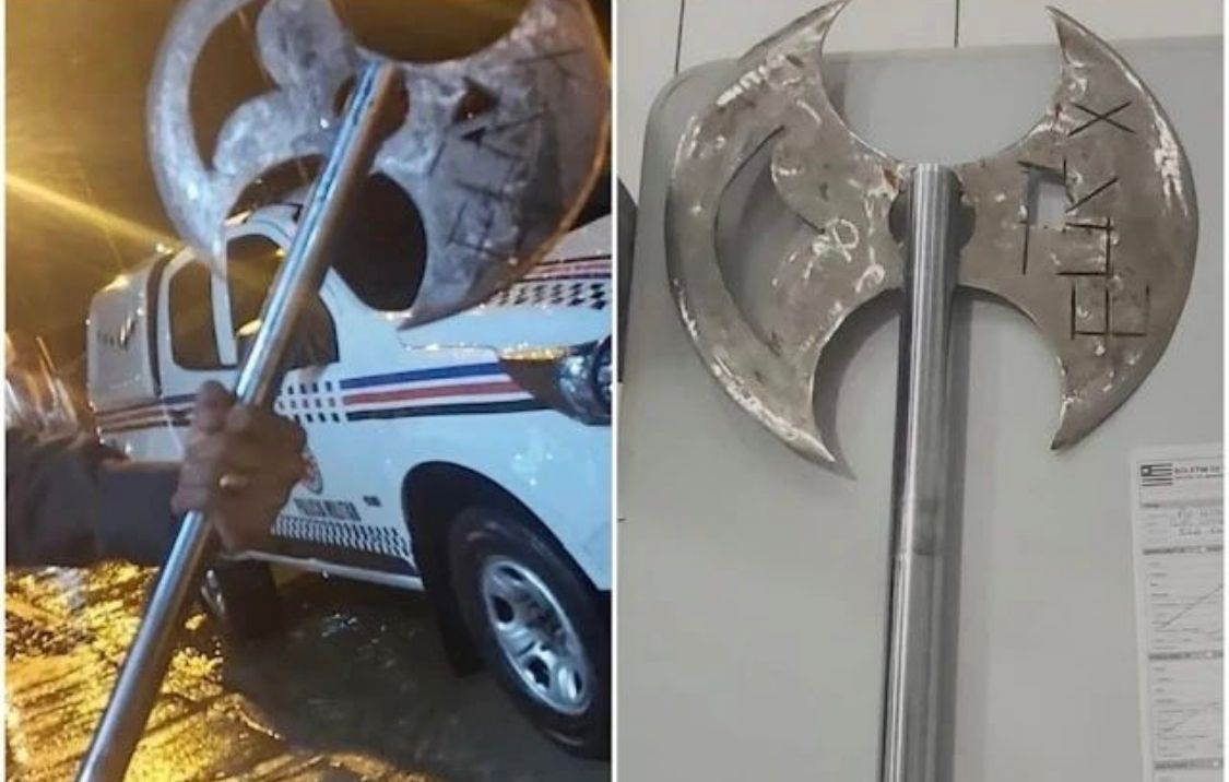 Machado com características 'viking' é apreendido dentro de ônibus em São Luís