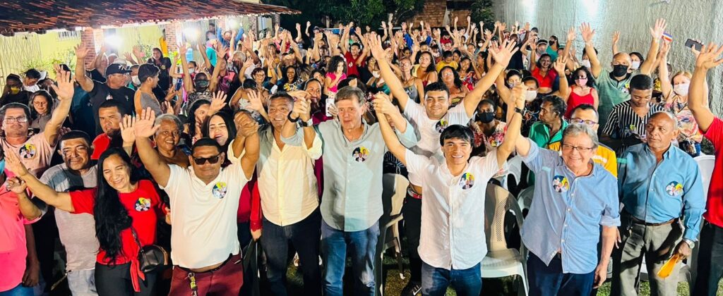 Moradores da Vila Apaco declaram apoio à Junior Vieira, Aluísio Mendes e Lahesio Bonfim