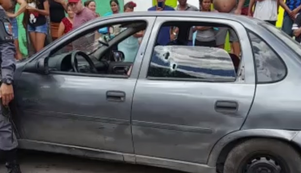 Feirante é morto a tiros dentro do próprio carro em plena luz do dia na capital
