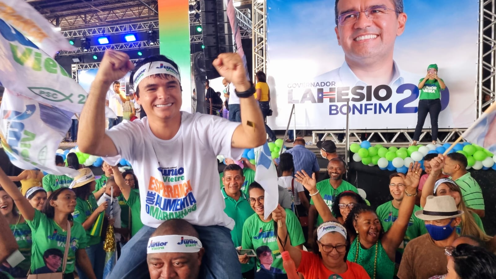 Nos braços do povo, Junior Vieira oficializa candidatura a deputado estadual e recebe apoio de uma multidão