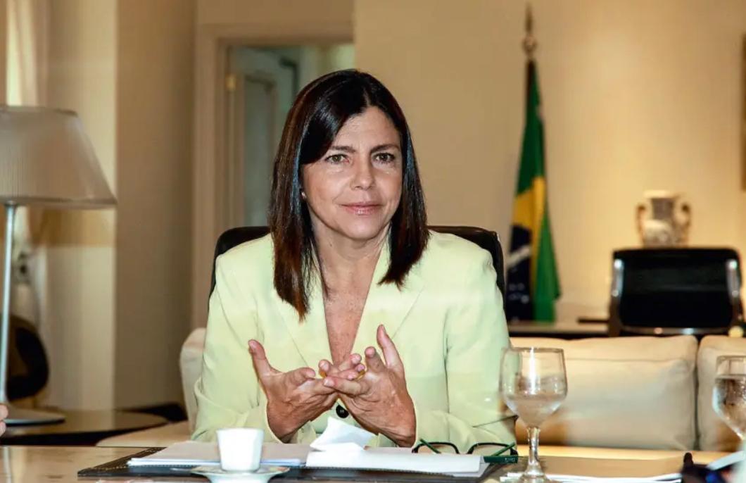 Roseana Sarney investe R$ 200.000 na própria campanha a deputada
