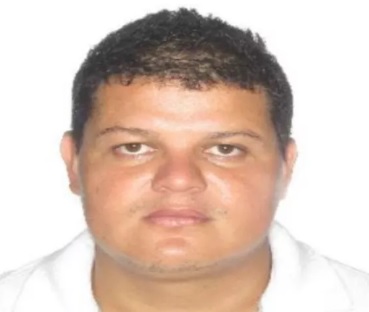 Suspeito de assassinar empresário a tiros na frente de vereador se entrega à Polícia Civil em São Luís