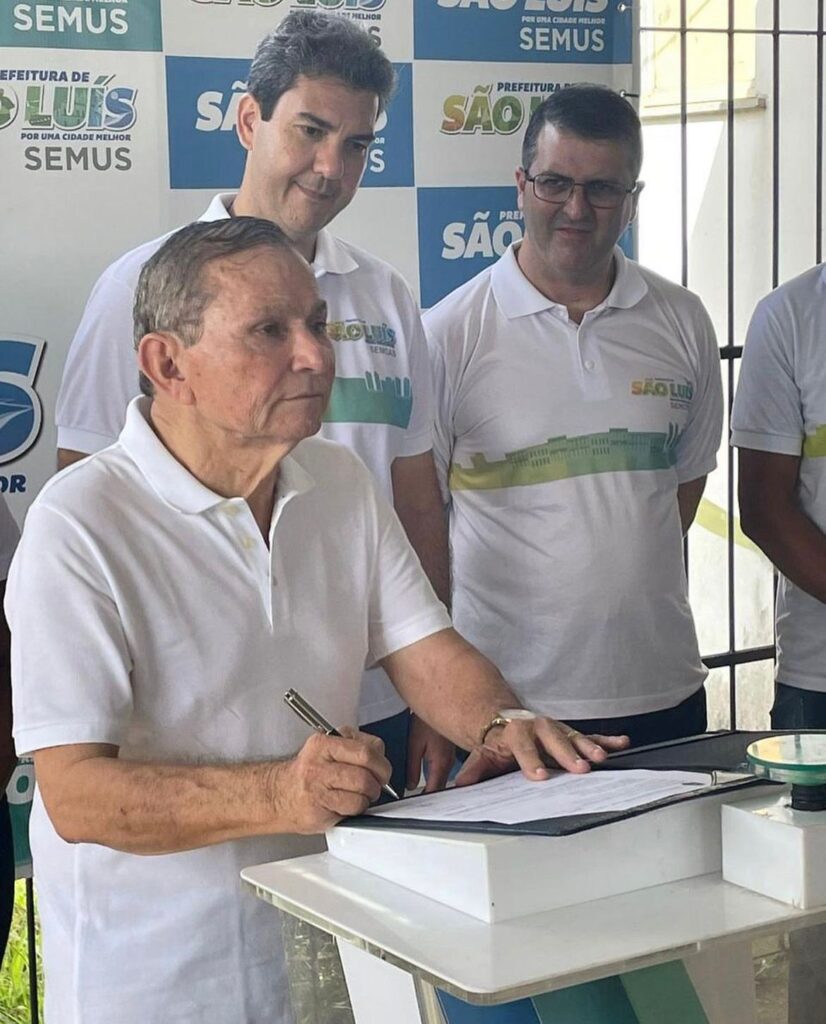 Ao lado de Eduardo Braide, Chico Carvalho assina ordem de serviço para reforma do posto médico da Vila Itamar
