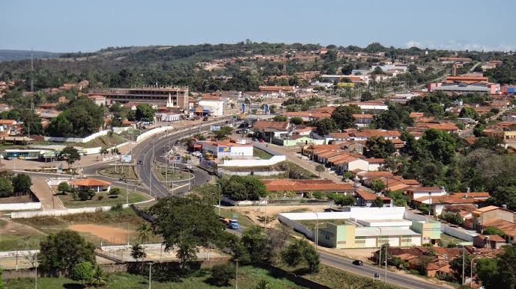 Prefeito da região Central poderá ser alvo da PF ao usar cestas básicas do Governo Federal em troca de votos