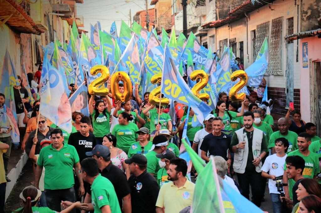 População abraça campanha de Júnior Vieira em uma grande caminhada na Liberdade na capital