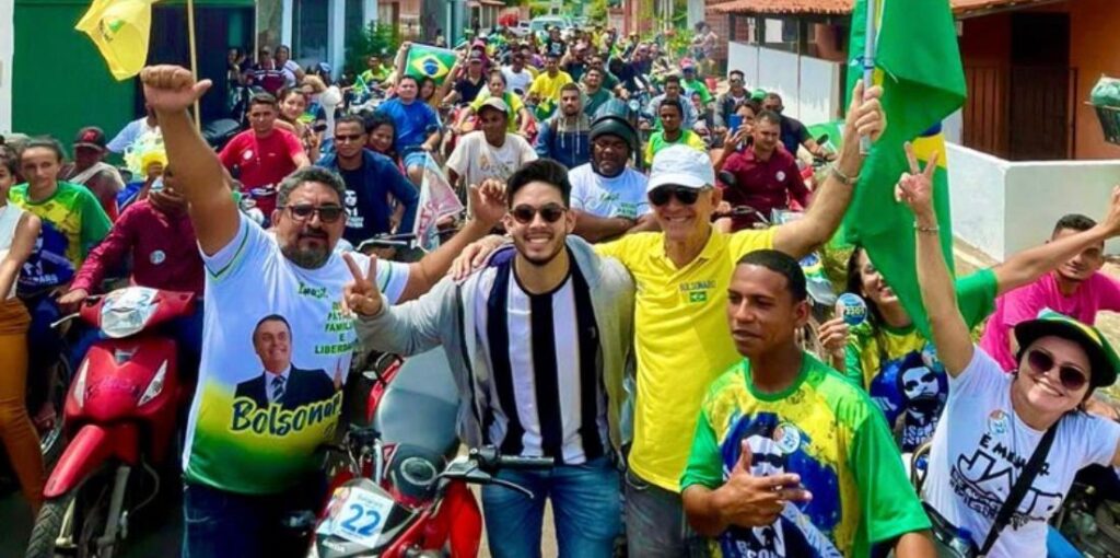 Coronel Monteiro participa de carreata e recebe apoio de lideranças no Baixo Parnaíba